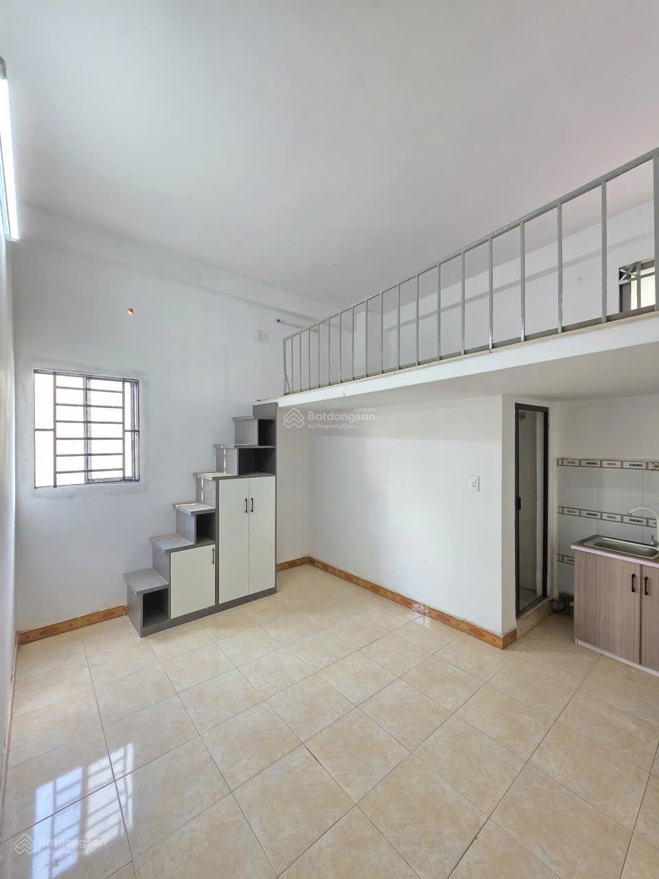 PHÒNG TRỌ 30m² GẦN SÂN BAY TÂN SƠN NHẤT CÁCH NHÀ GA T3 CHỈ 2KM FULL NỘI THẤT GIÁ 4.5 TRIỆU